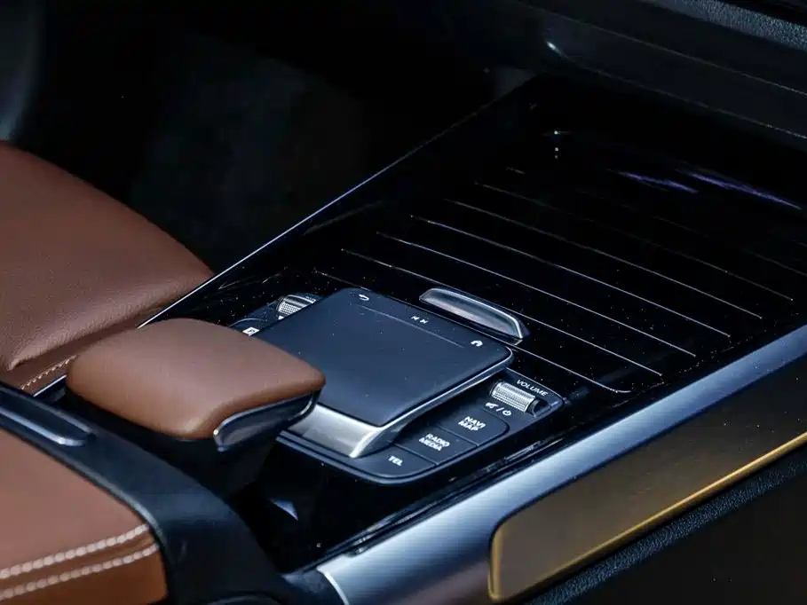 MERCEDES BENZ GLB 2022