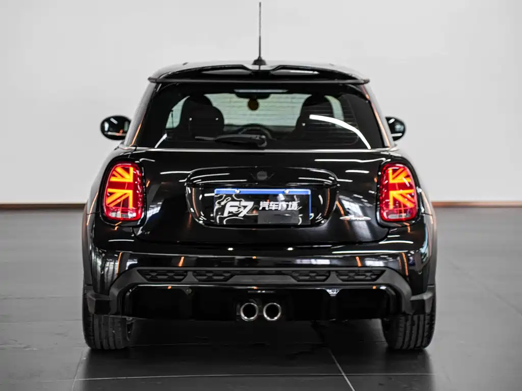 MINI JCW 2022