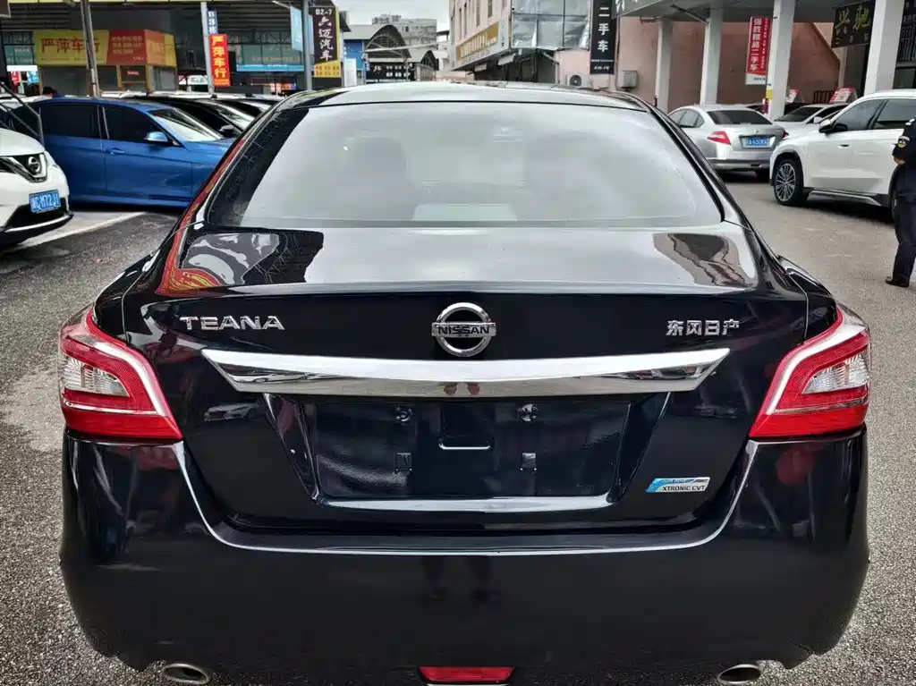 NISSAN TEANA 2016