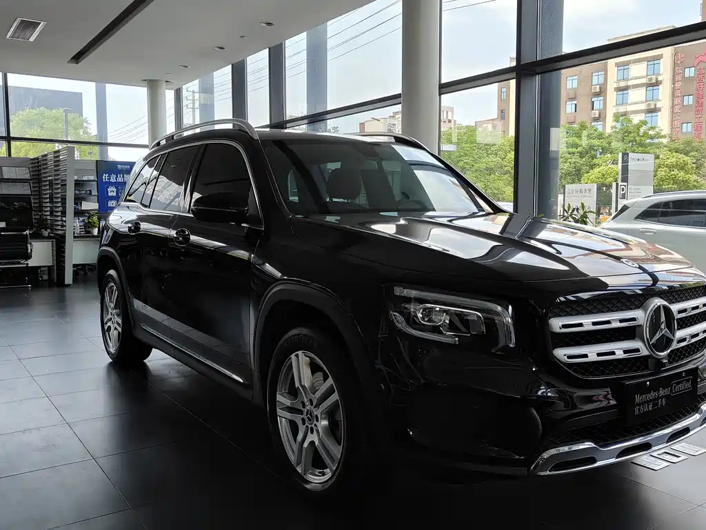 MERCEDES BENZ GLB 2022