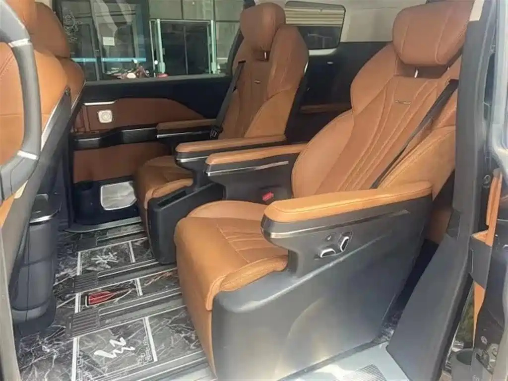 HONGQI HQ9 2023