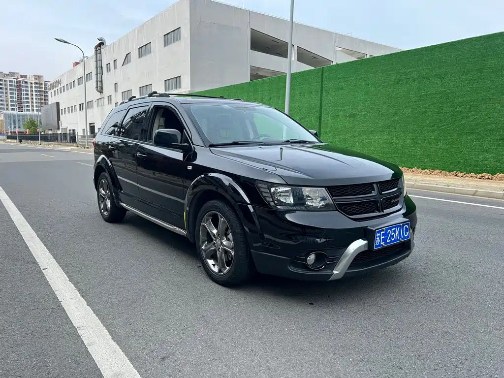 DODGE JCUV 2017