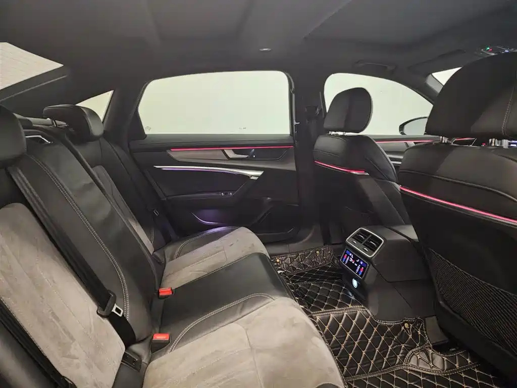 AUDI A6L 2021