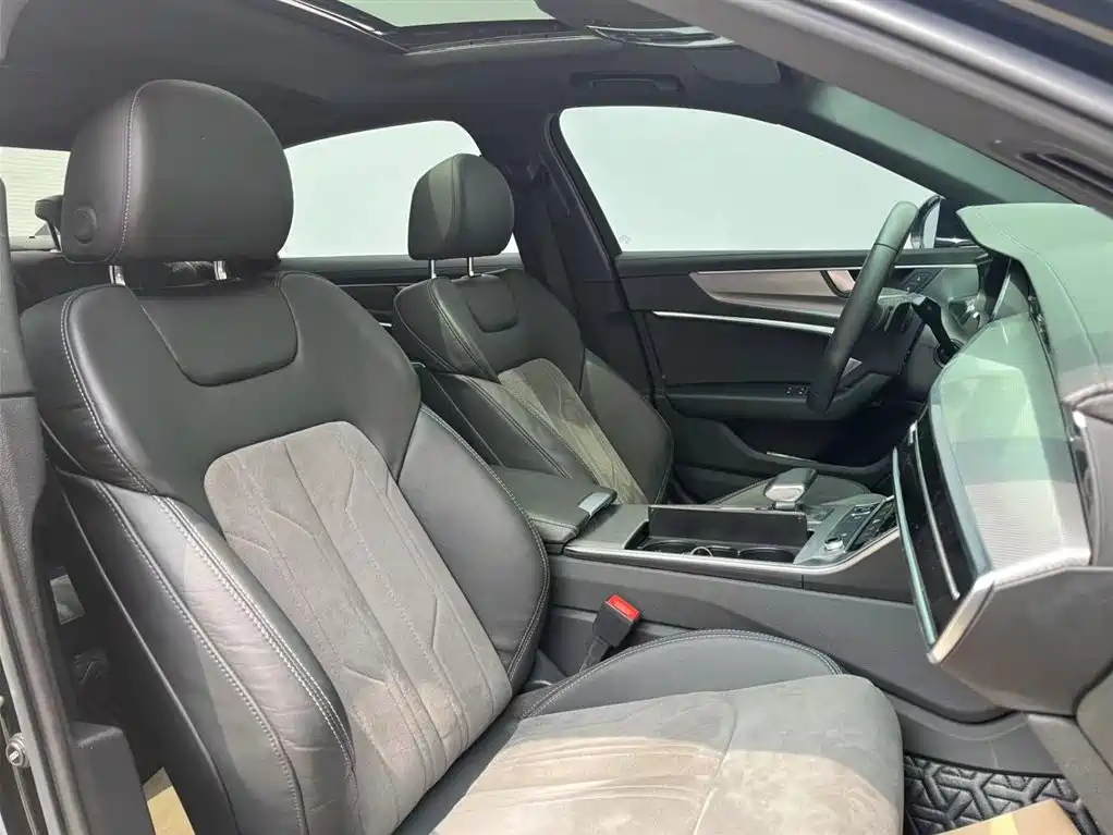 AUDI A6L 2021
