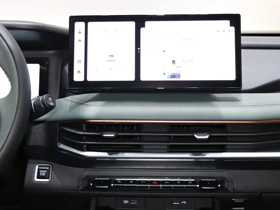 GEELY AUTO HAOYUE L 2022