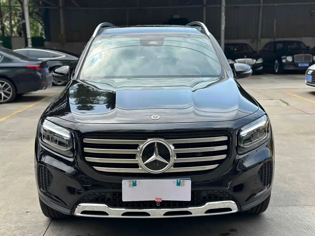 MERCEDES BENZ GLB 2023