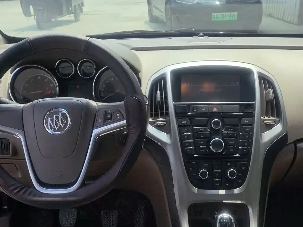 BUICK EXCELLE 2014