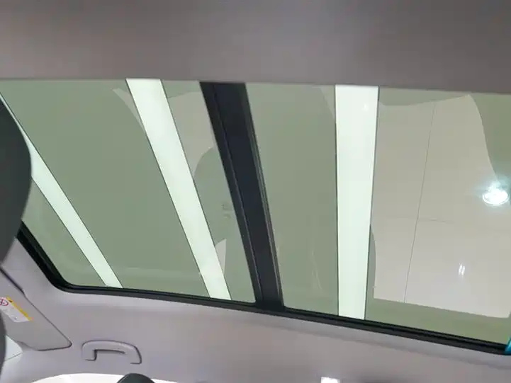 VOLKSWAGEN TOURAN 2021