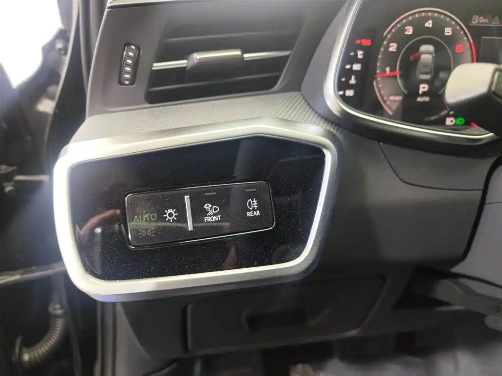 AUDI A6L 2024