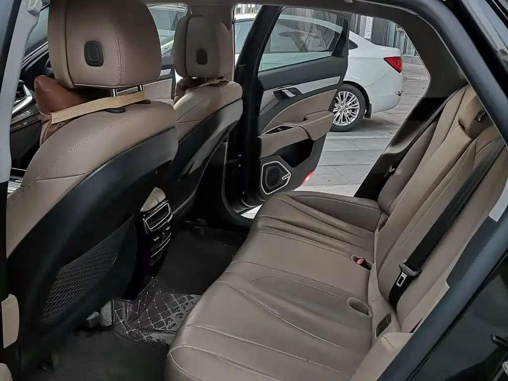 GEELY AUTO BORUI 2018