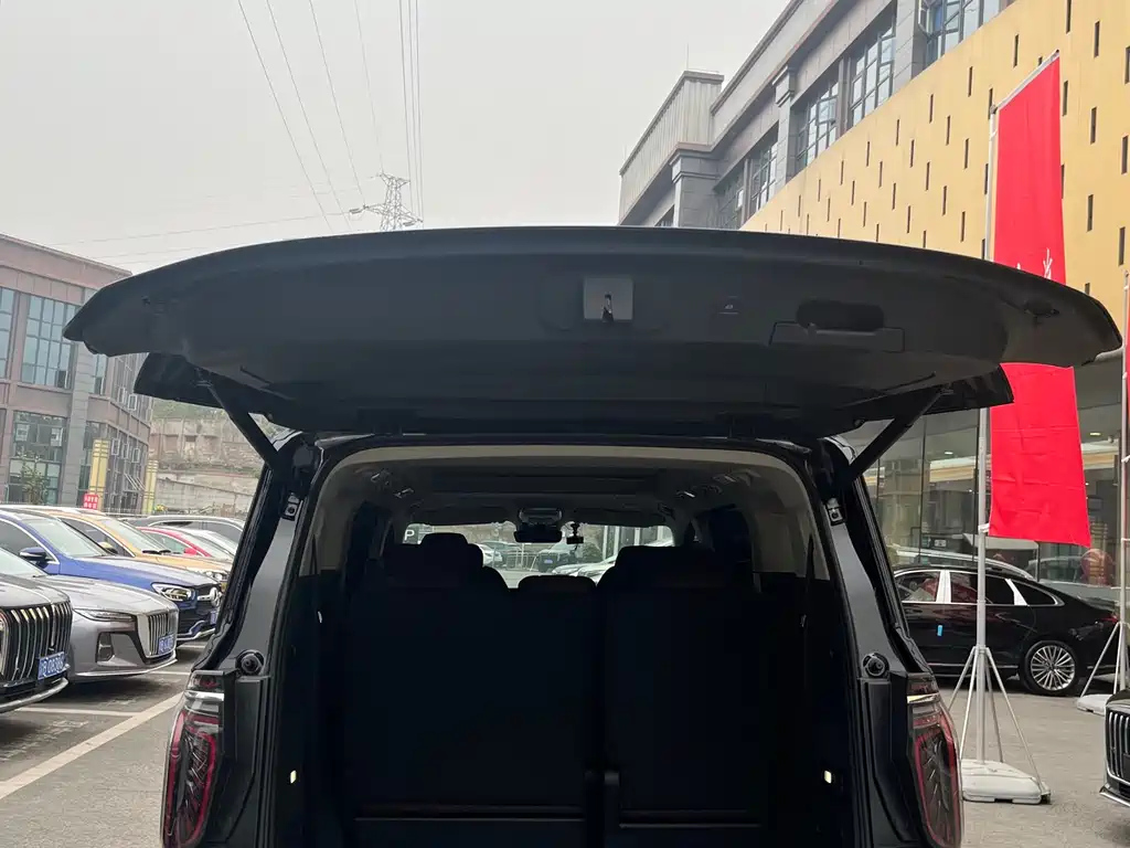 HONGQI HQ9 2023
