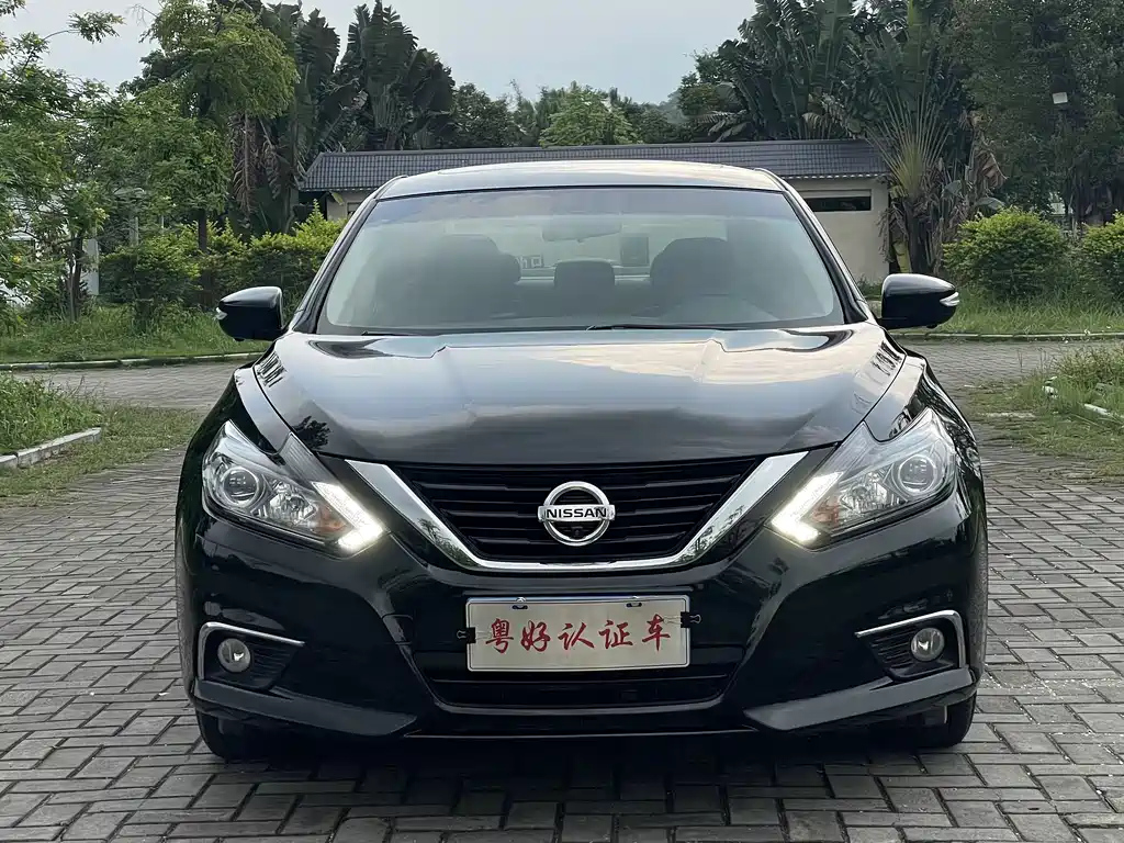 NISSAN TEANA 2018