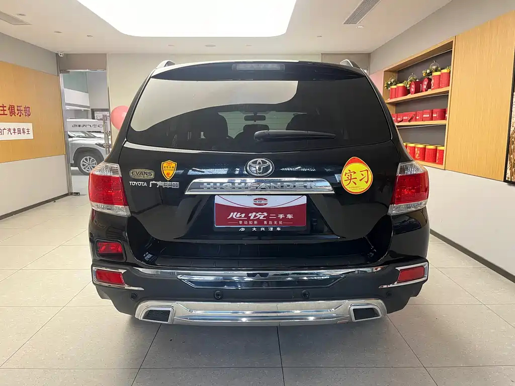 TOYOTA HIGHLANDER 2012