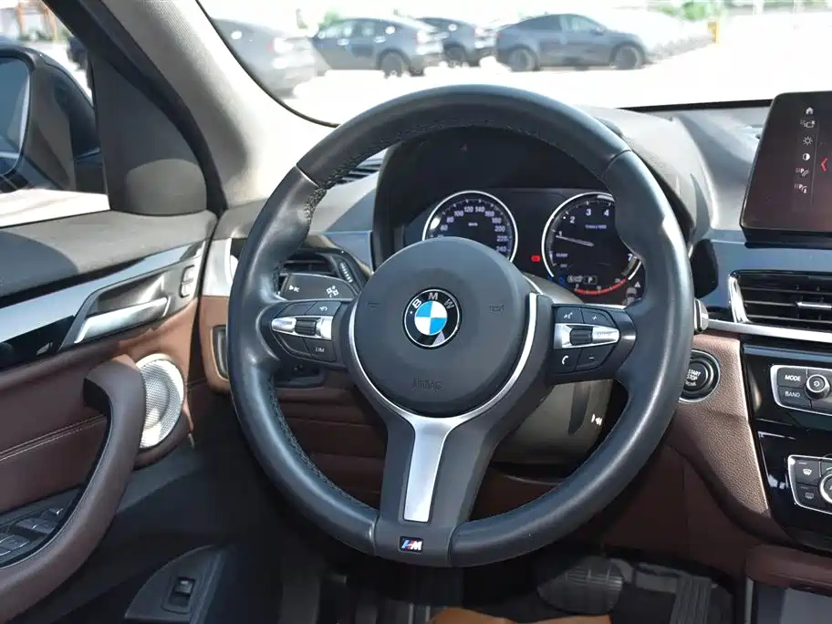 BMW X1 2021