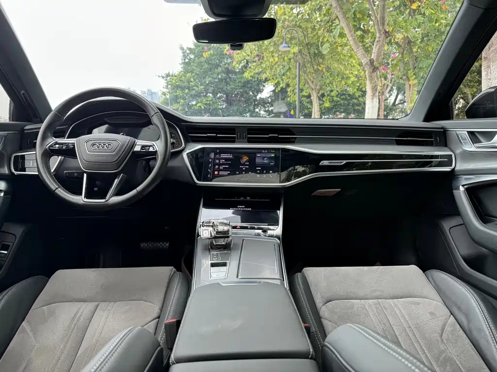 AUDI A6L 2023