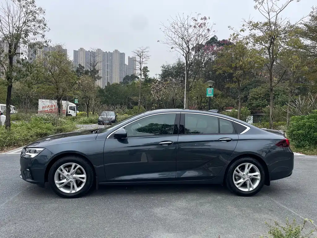 BUICK REGAL 2021