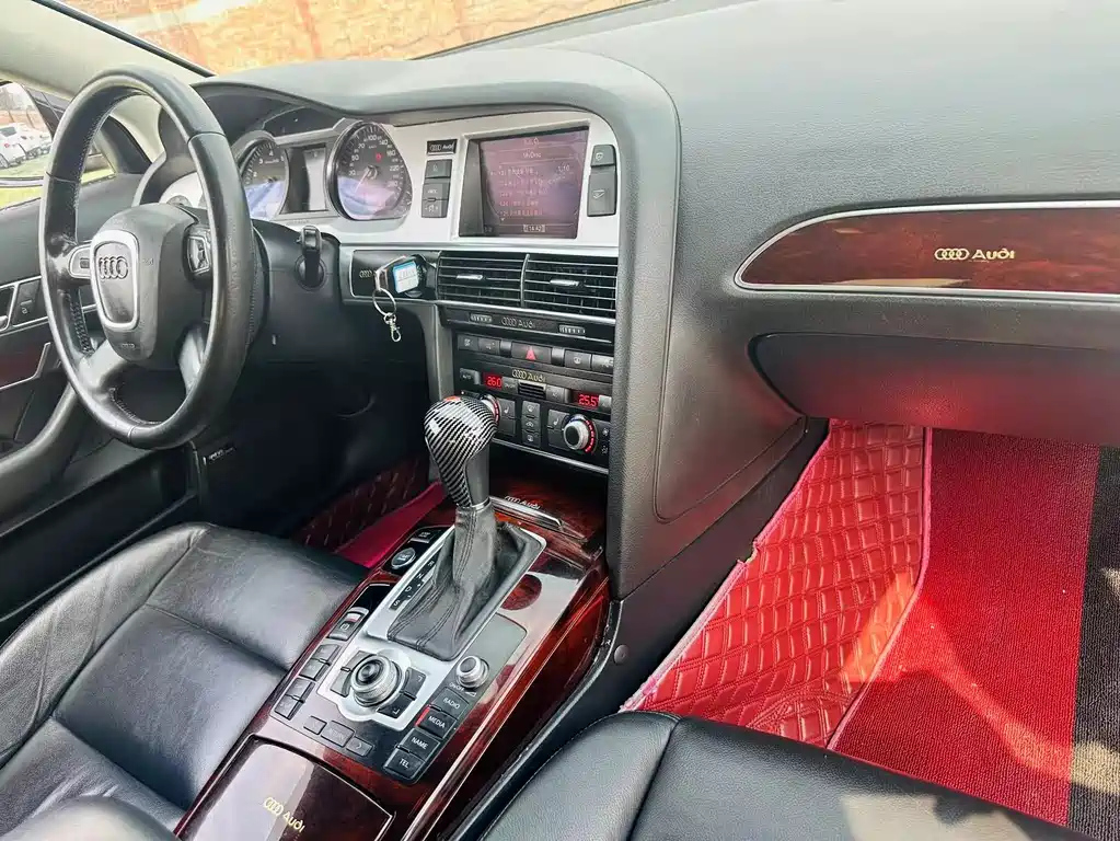 AUDI A6L 2011