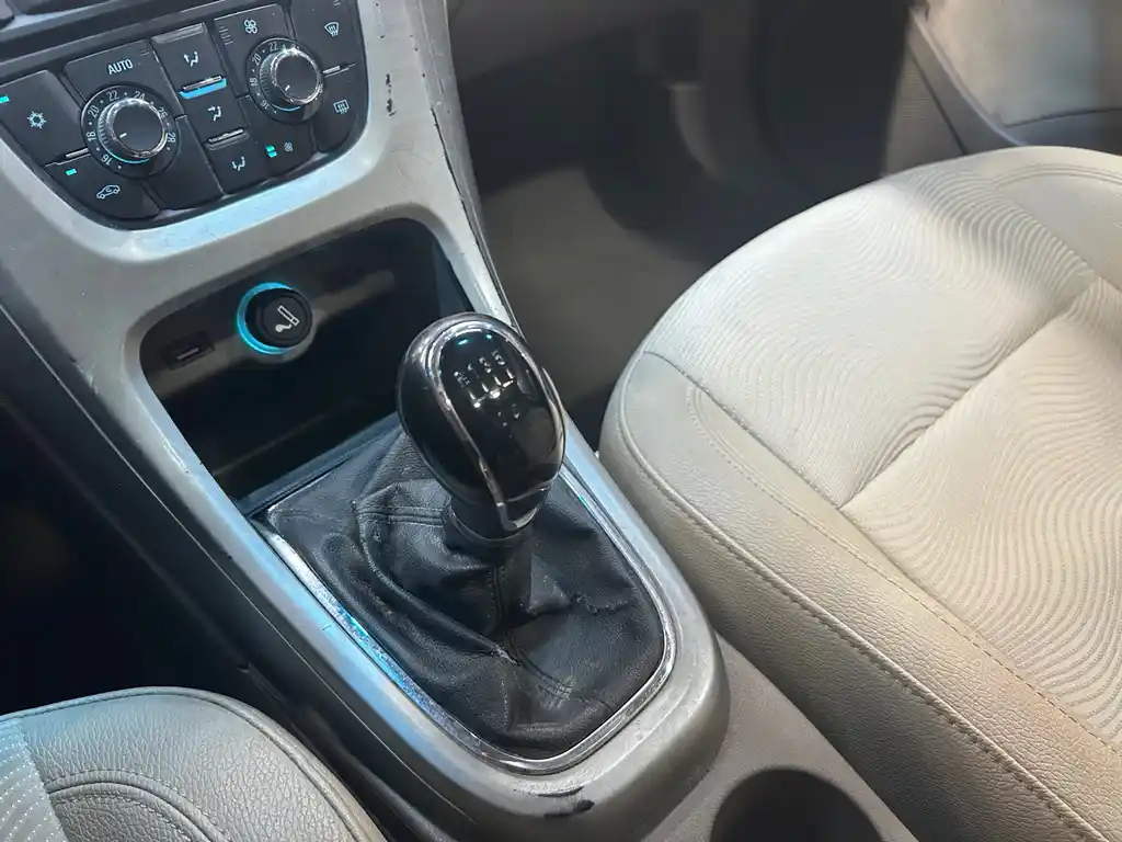BUICK EXCELLE 2013