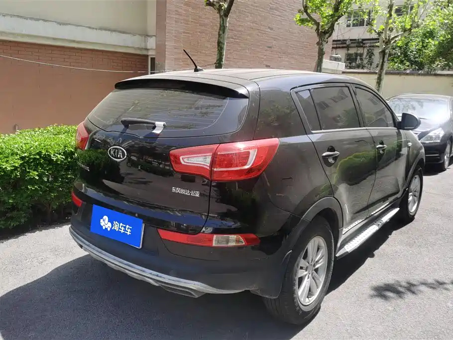 KIA SPORTAGE 2012
