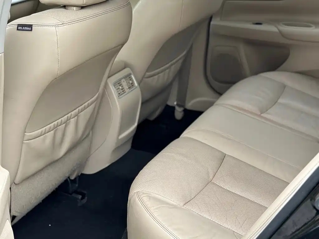 NISSAN TEANA 2017