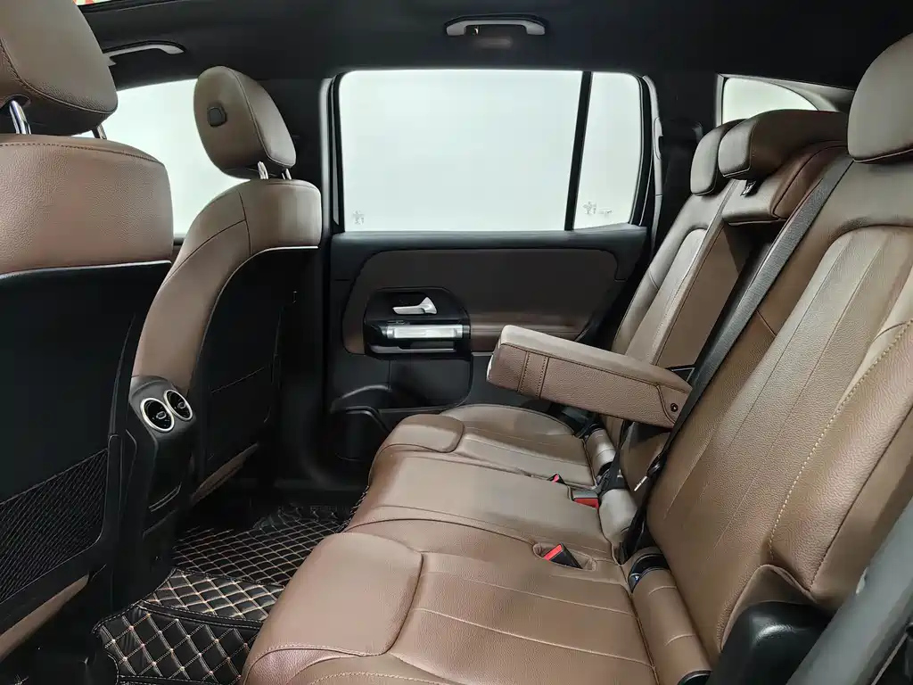 MERCEDES BENZ GLB 2022