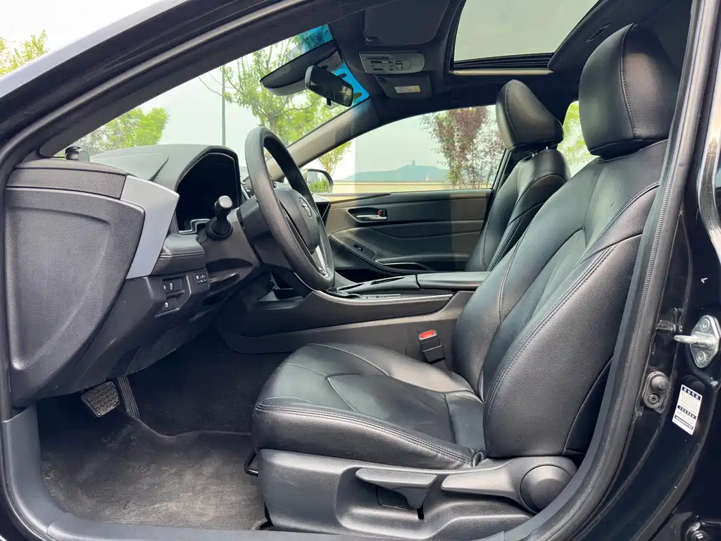 TOYOTA AVALON 2020