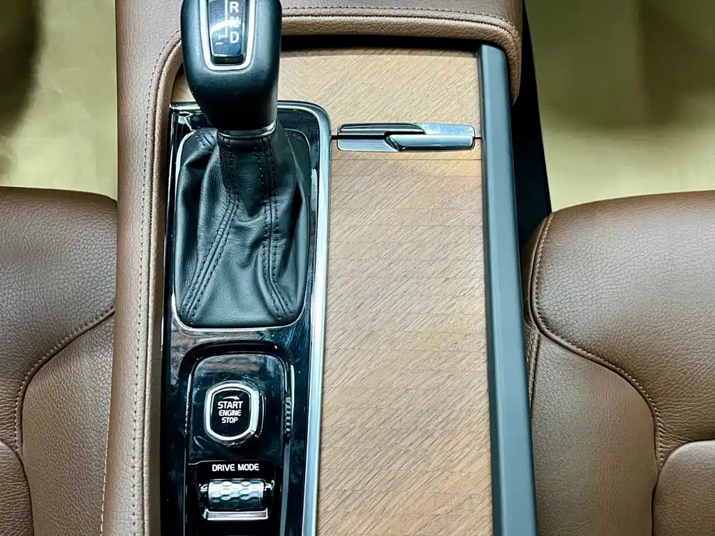 VOLVO S90 2020