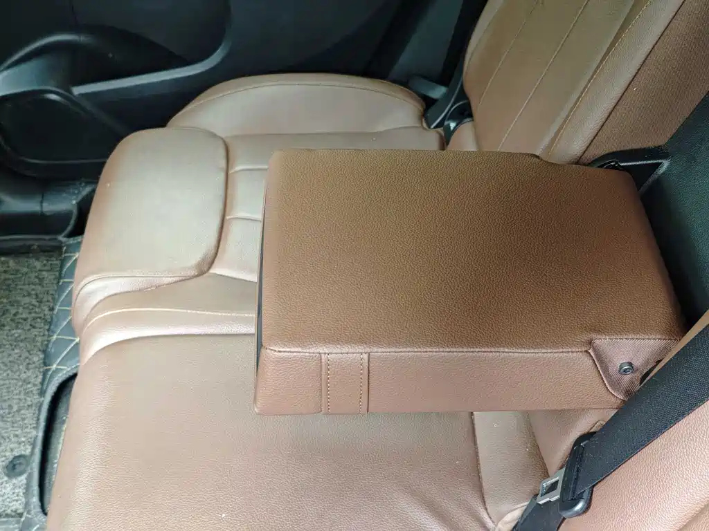 MERCEDES BENZ GLB 2021