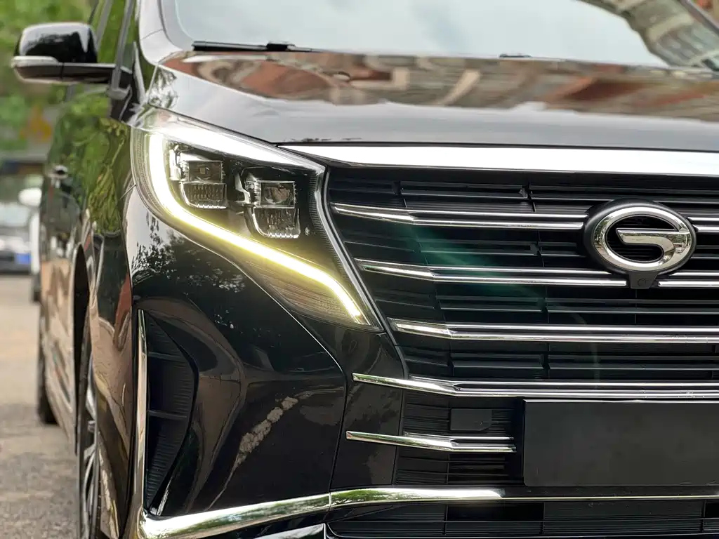TRUMPCHI M8 2022