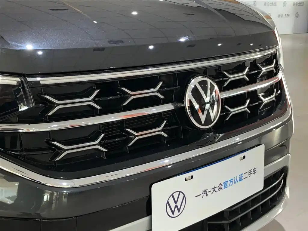 VOLKSWAGEN TAYRON 2023