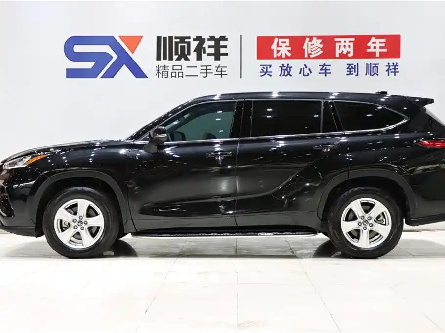 TOYOTA HIGHLANDER 2023