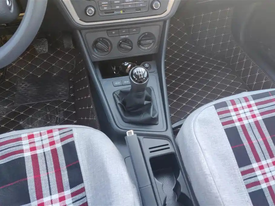 VOLKSWAGEN LAVIDA 2022