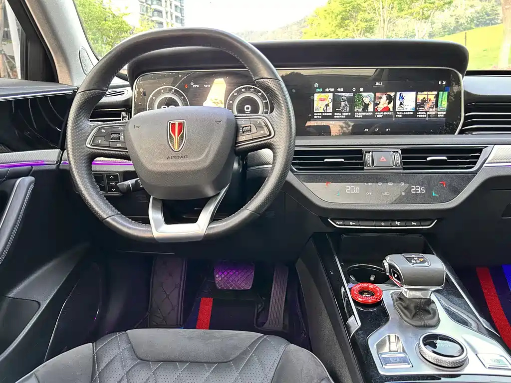 HONGQI HS5 2021