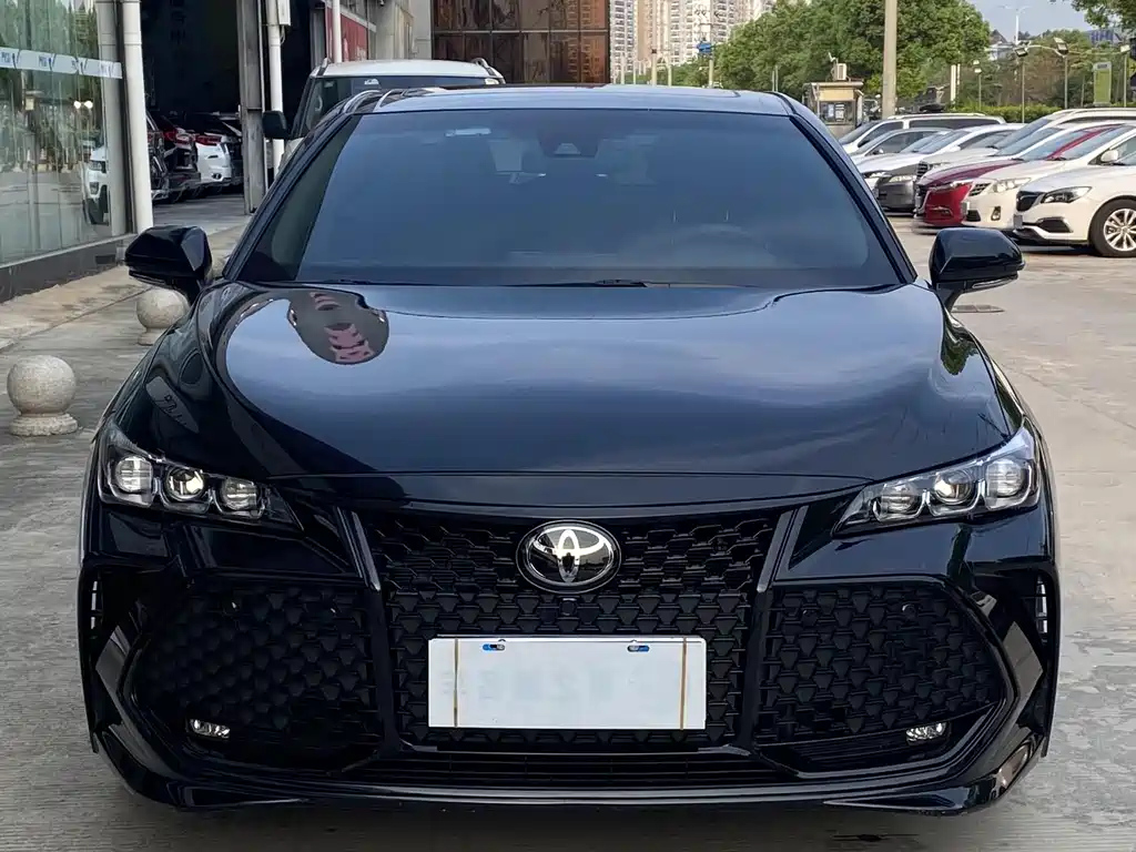 TOYOTA AVALON 2020