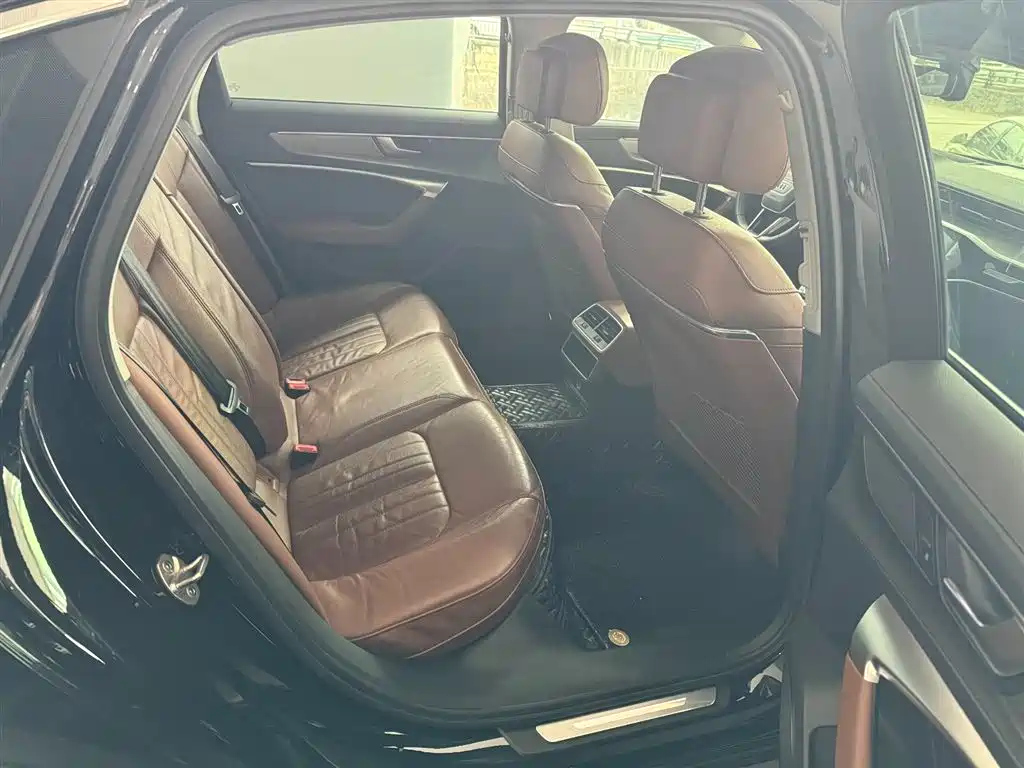 AUDI A6L 2020