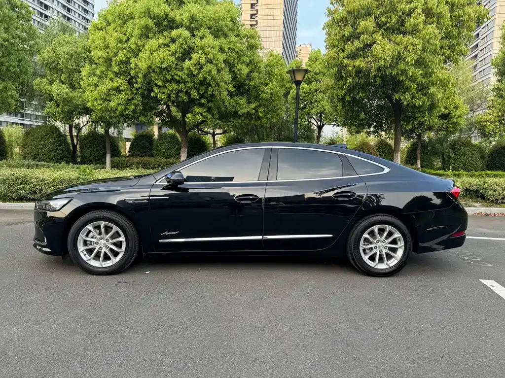 BUICK LACROSSE 2023