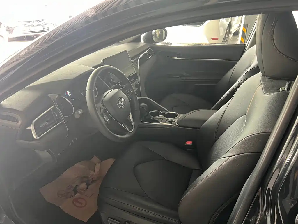 TOYOTA CAMRY 2022