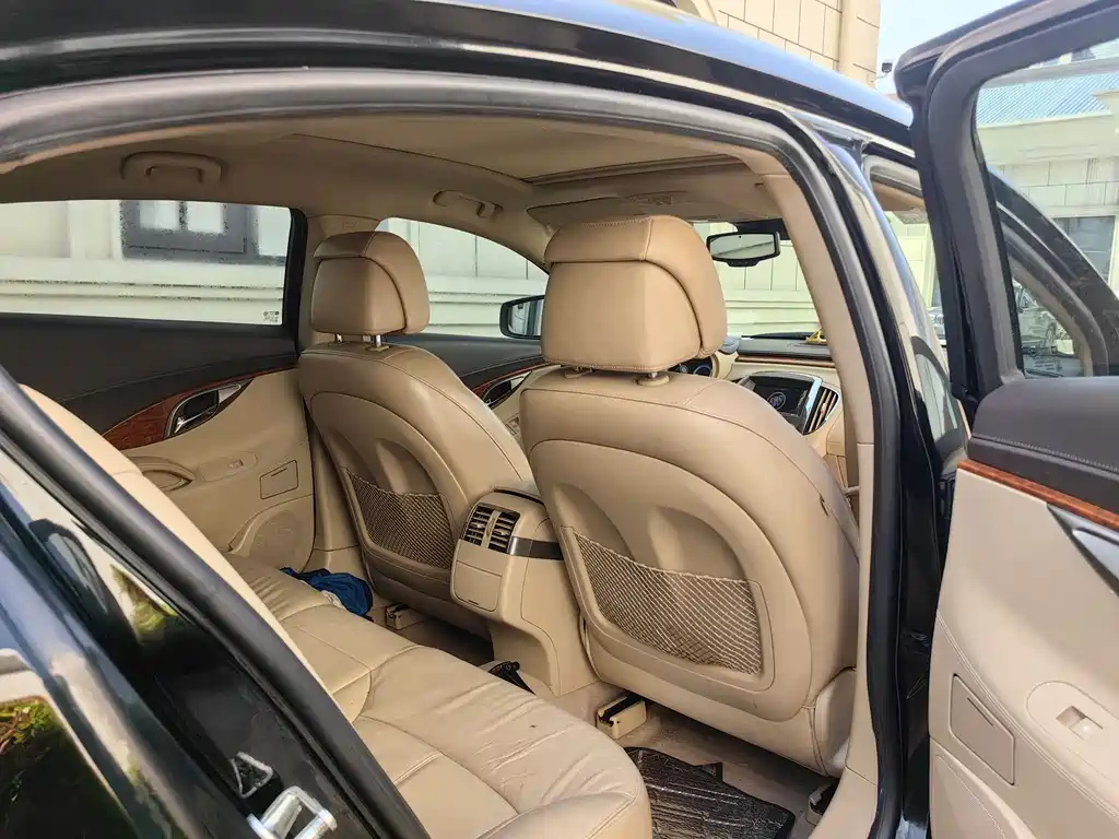 BUICK LACROSSE 2012