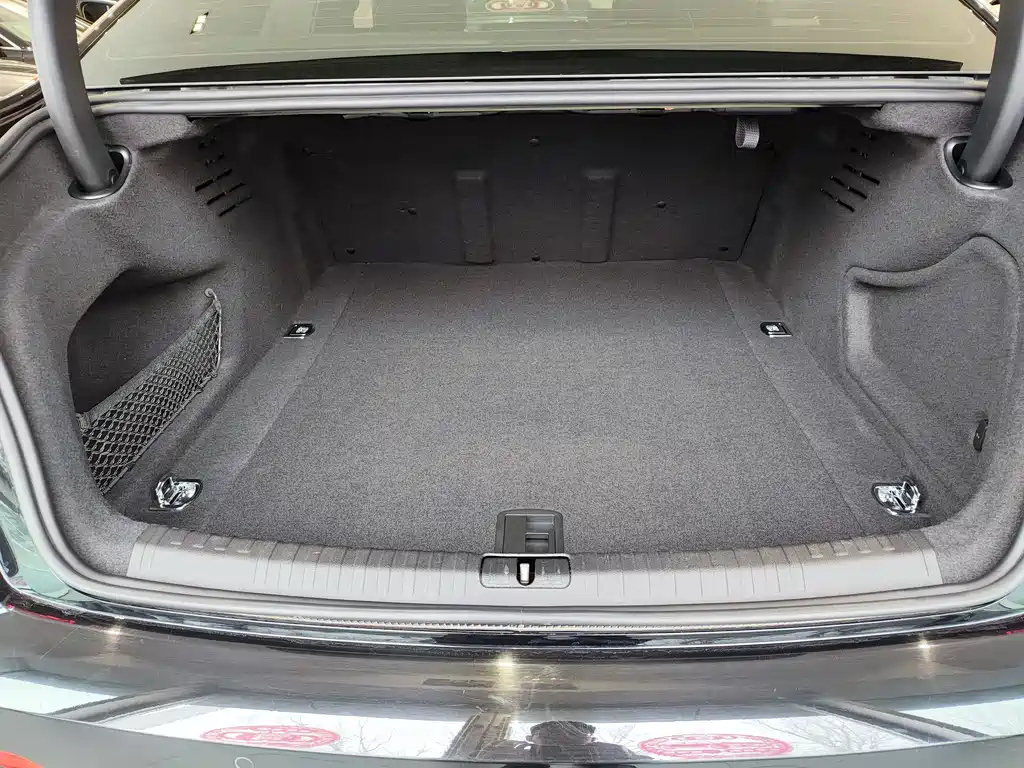 AUDI A6L 2021