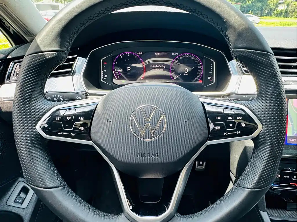 VOLKSWAGEN MAGOTAN 2023