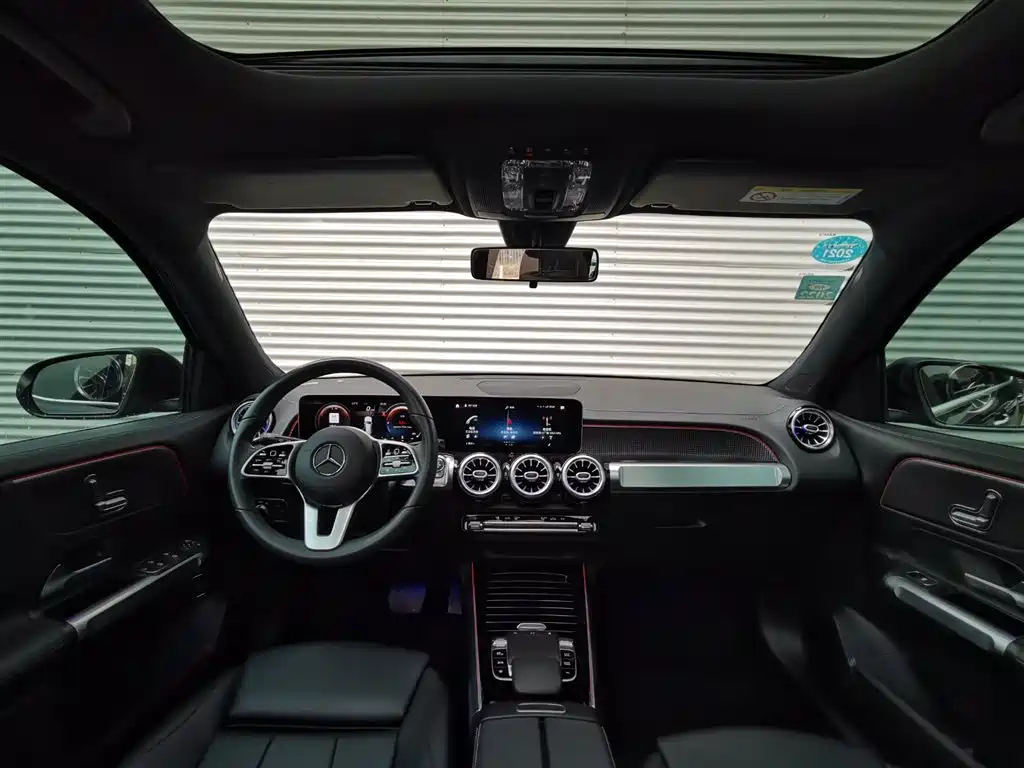 MERCEDES BENZ GLB 2020