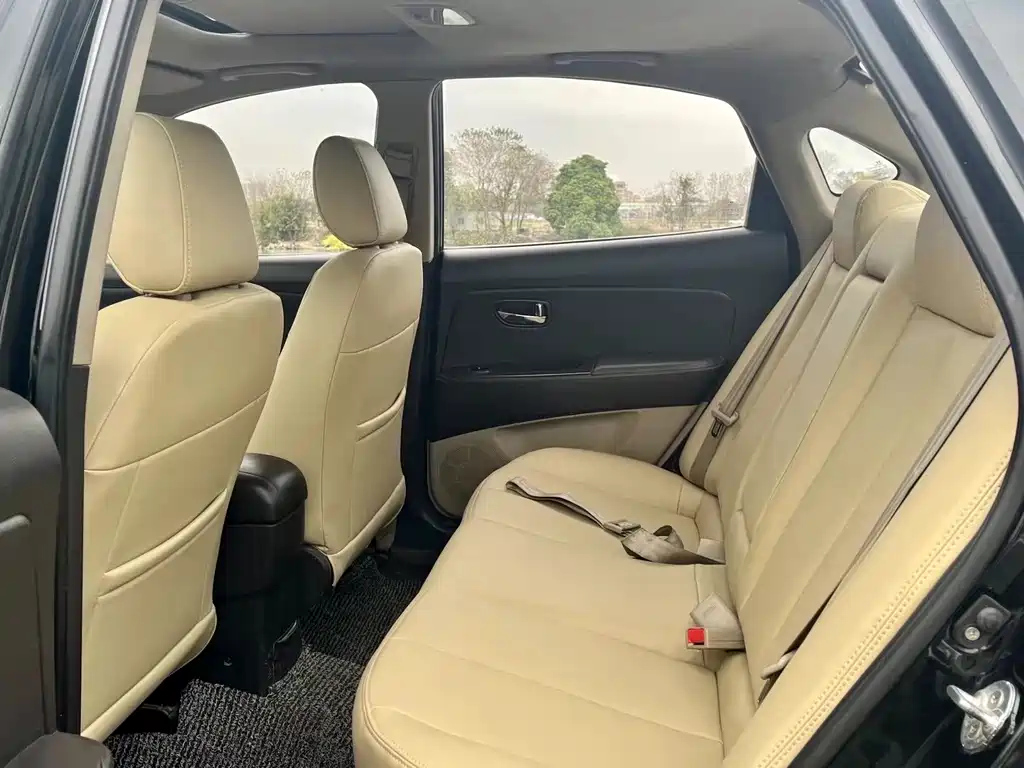 HYUNDAI CELESTA 2013