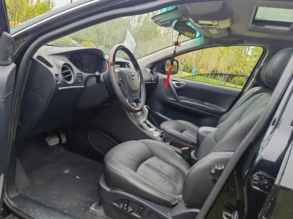 LUXGEN BIG 7 SUV 2014