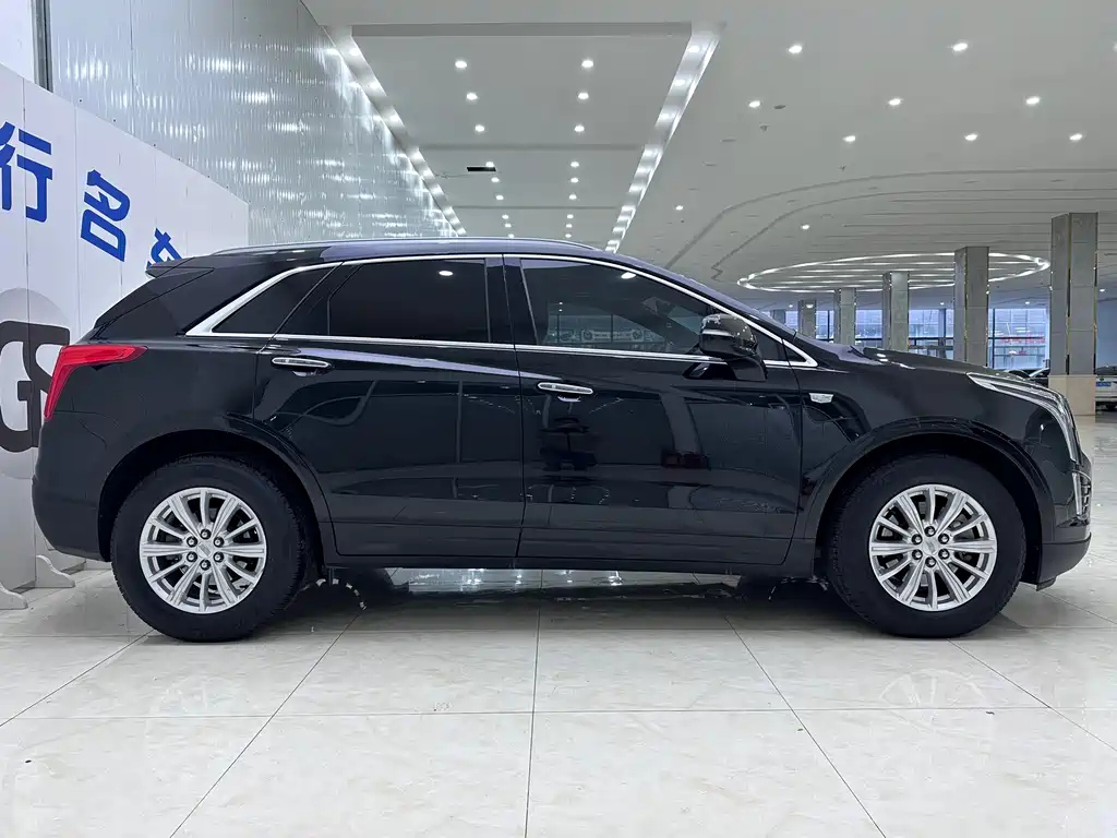CADILLAC XT5 2019