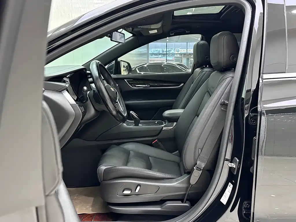 CADILLAC XT5 2019
