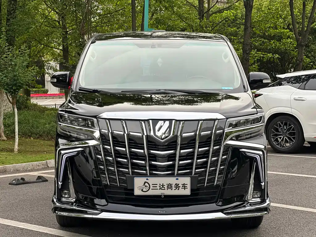 TOYOTA ALPHARD 2013
