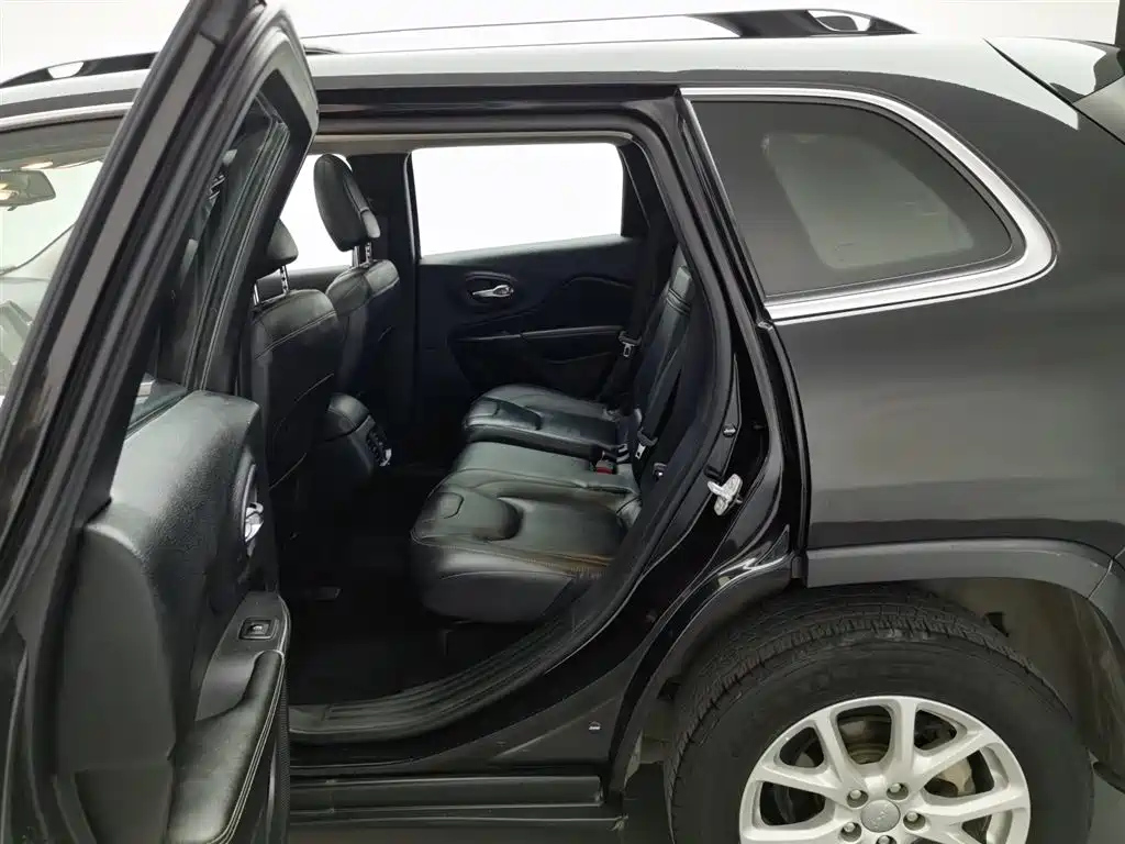 JEEP CHEROKEE 2017