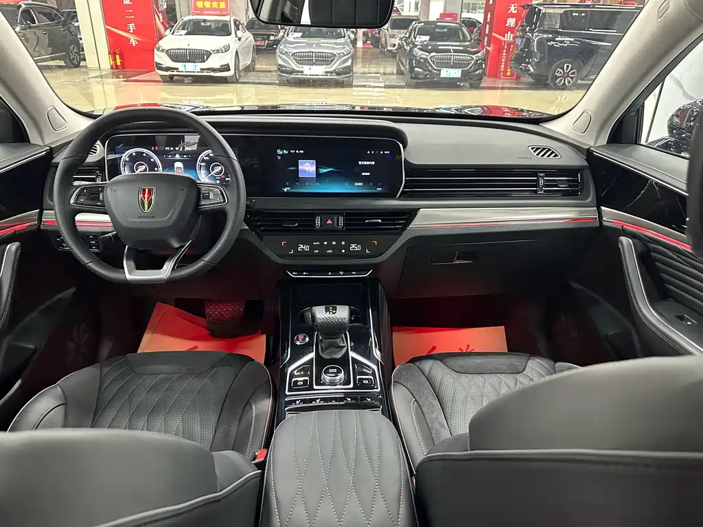 HONGQI HS5 2023