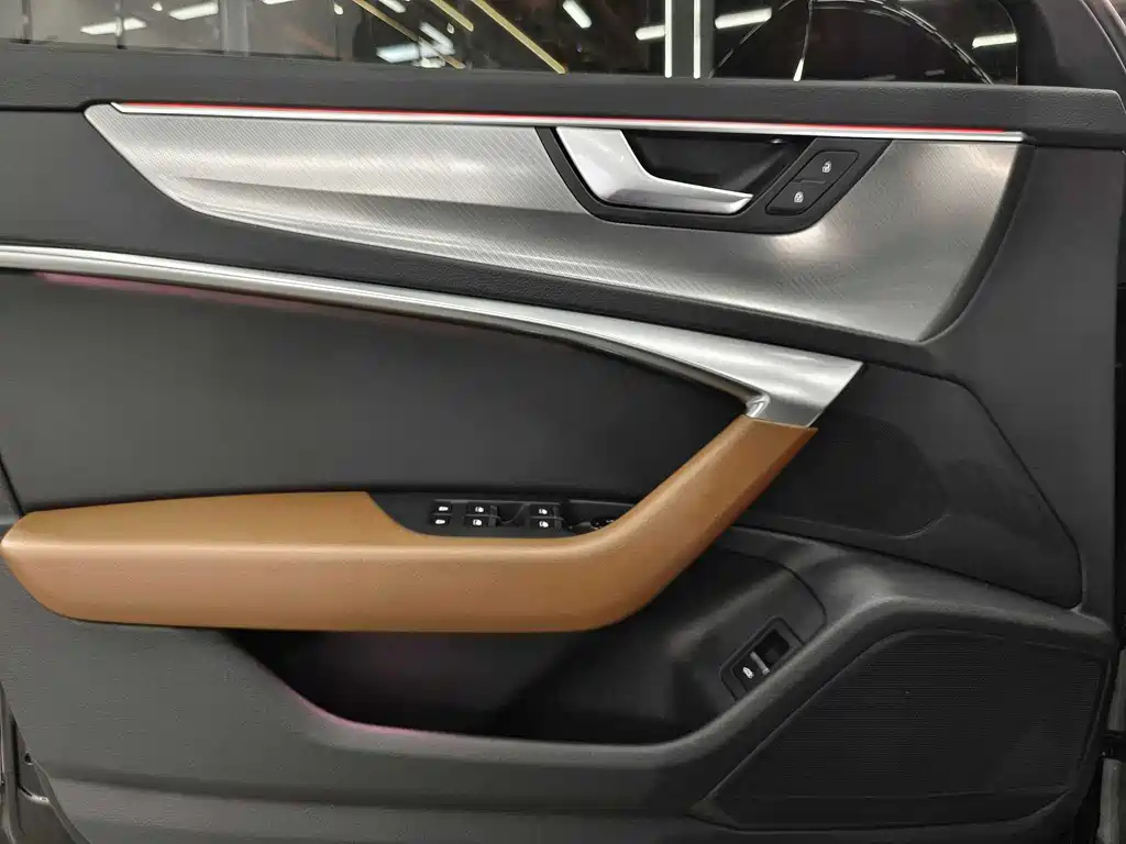 AUDI A6L 2021