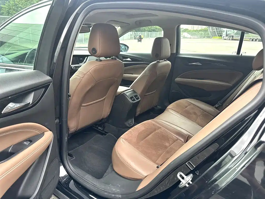 BUICK REGAL 2019